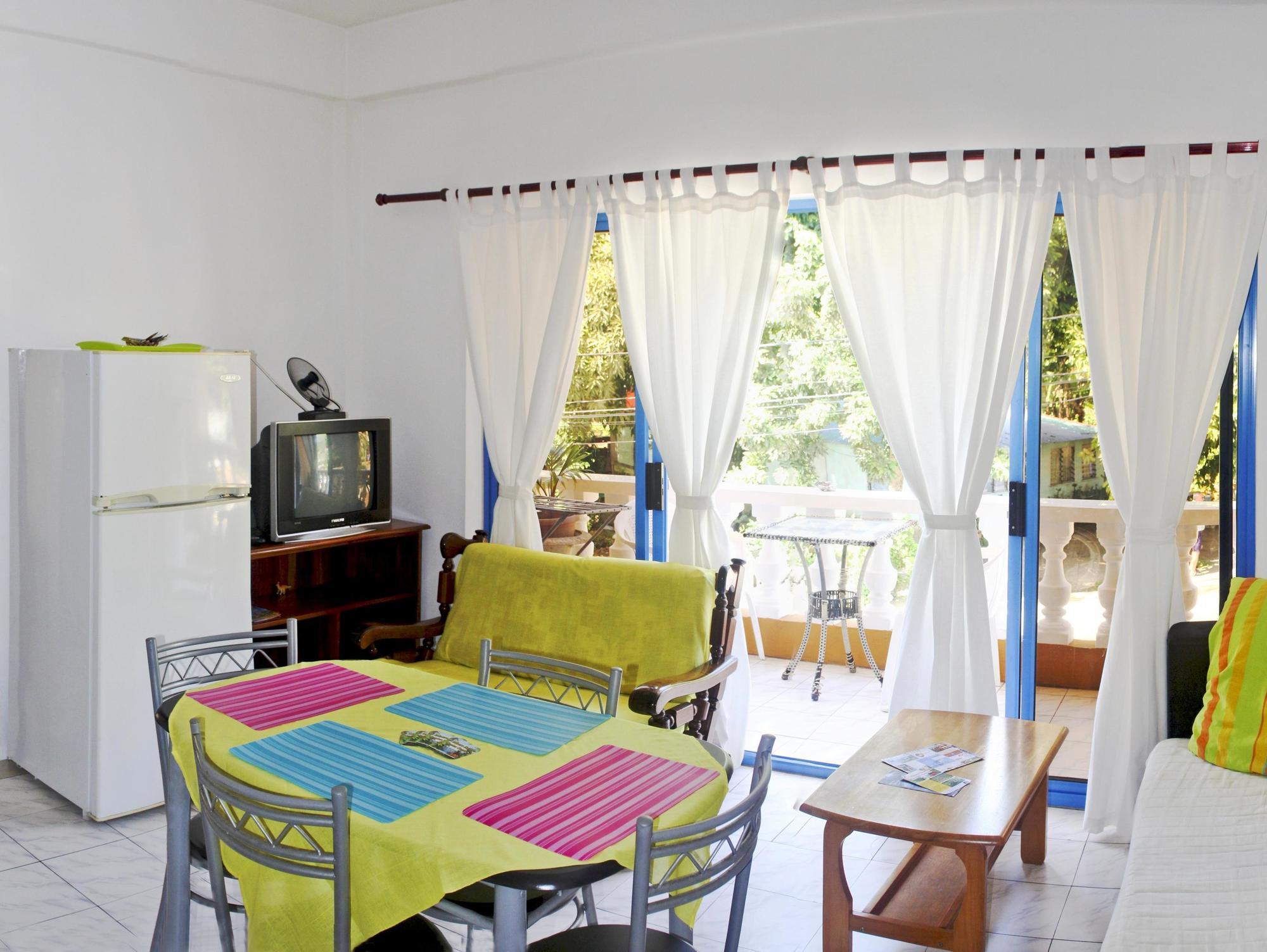 Vicky'S Holiday Apartment Beau Vallon  Dış mekan fotoğraf