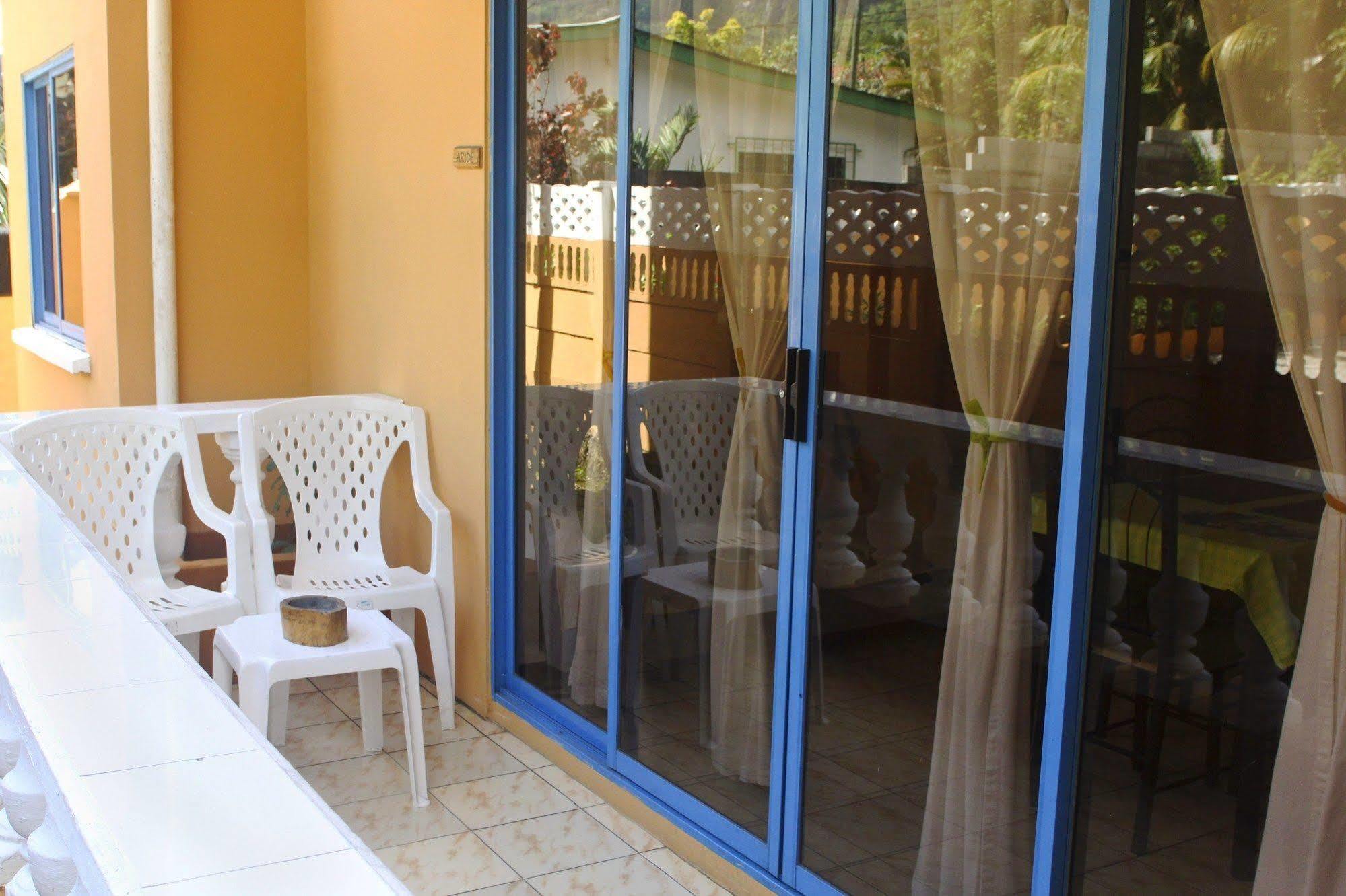 Vicky'S Holiday Apartment Beau Vallon  Dış mekan fotoğraf